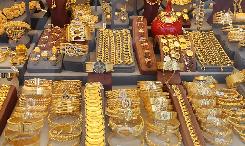 Altın fiyatları güne düşüşle başladı