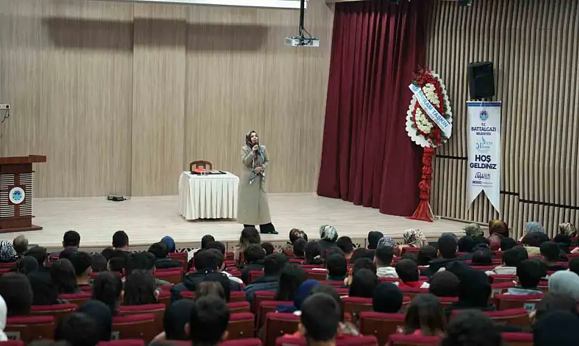 Battalgazi'de 'Uzaktan Sevmek Kudüs' programına yoğun ilgi