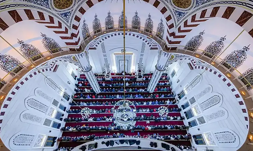 Bu Cuma Hutbesi Ramazan'ın Ruhunu Hatırlattı