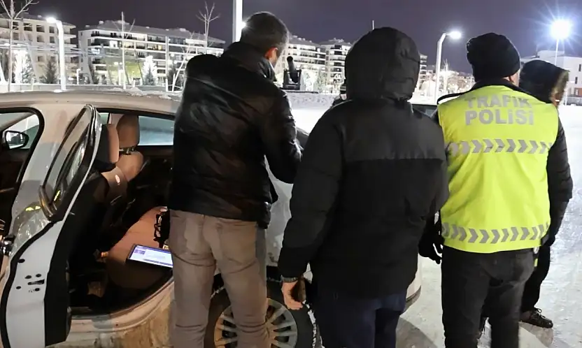 Drift atan 2 sürücüye 111 bin lira ceza kesildi