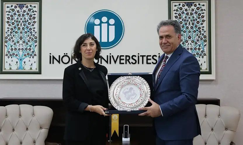 İsmet İnönü'nün torunu Zeynep Bilgehan'dan Rektör Akpolat'a ziyaret