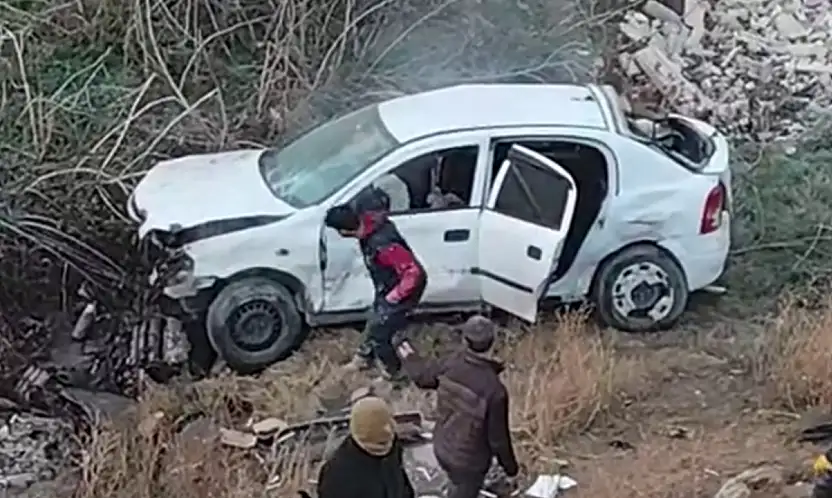 Köprüden Düşen Araçta 1 Ölü, 2 Yaralı