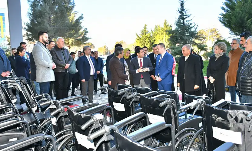 MAGİNDER'den Alkışlanan Sosyal Sorumluluk 50 Tekerlekli Sandalye Bağışı