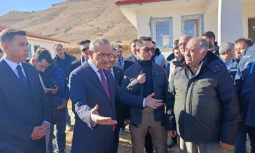 Malatya'da depremzedelere köy evleri teslim edildi