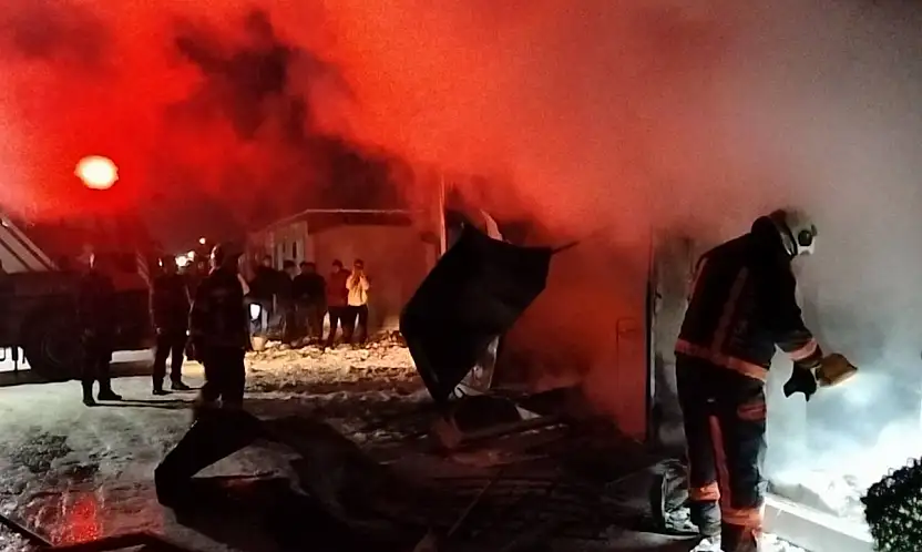 Malatya'da konteyner kentte yangın