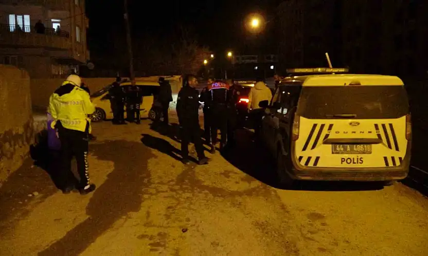 Polisin 'dur' ihtarına uymayan araçtan uyuşturucu çıktı