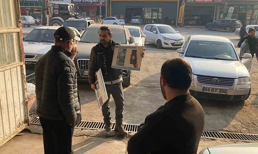 Malatya'da polisten uyuşturucuya karşı bilgilendirme çalışmaları