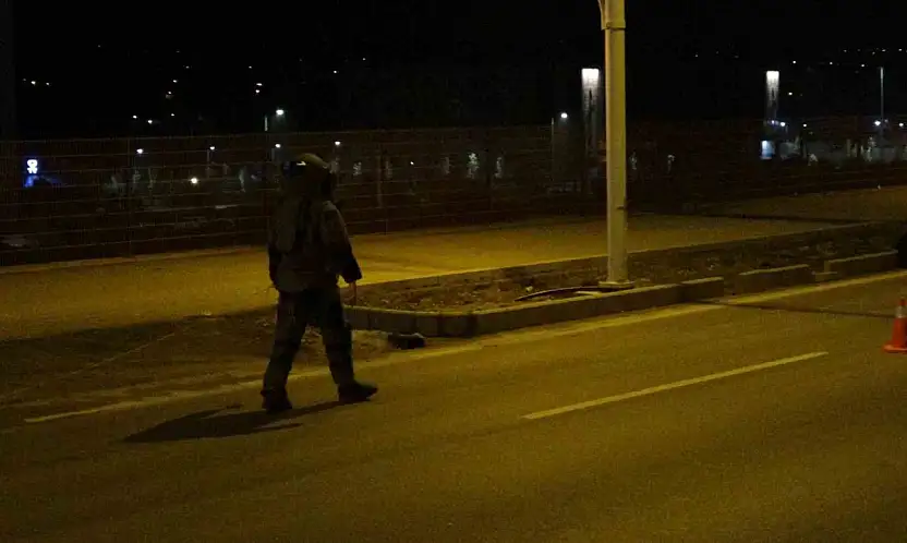 Malatya'da şüpheli çanta fünye ile patlatıldı