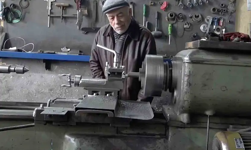 Malatya'da tezgah başında yarım asrı deviren ustalar çırak bulamıyor