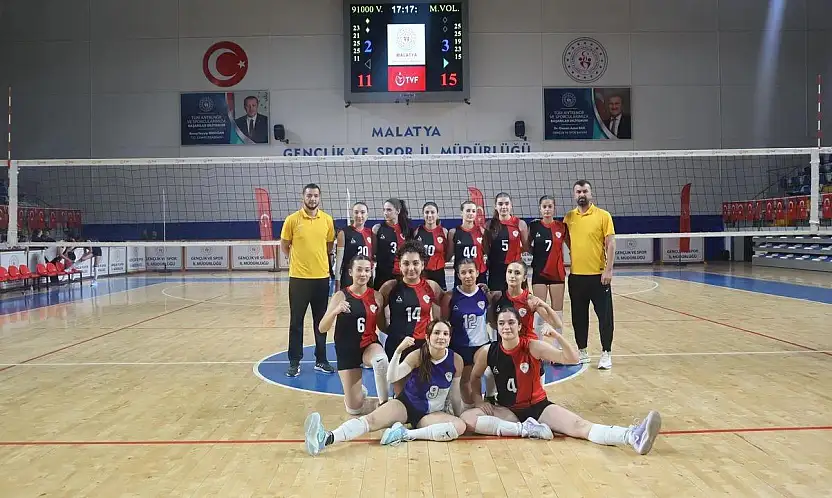 Malatya Derbisinde Son Sözü Malatya Voleybol Söyledi: 3-2