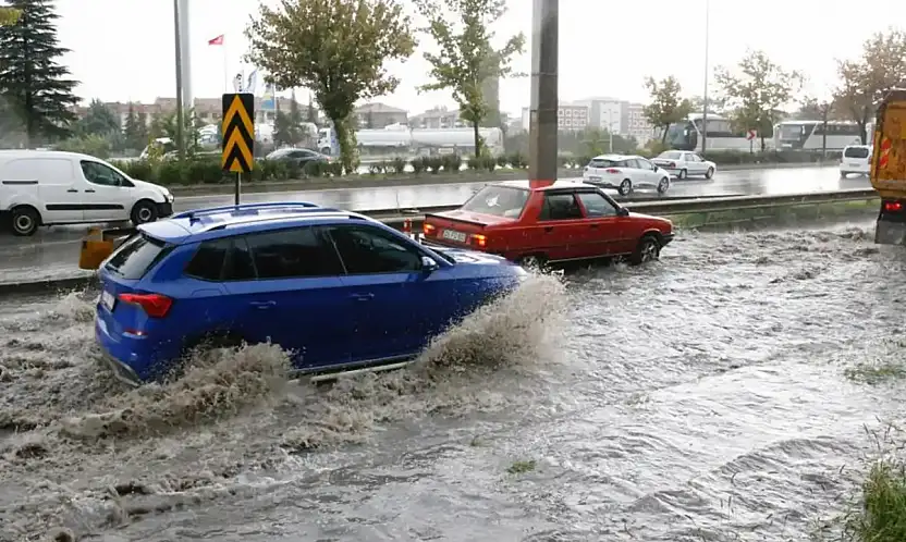 Meteoroloji'den birçok il için sağanak uyarısı