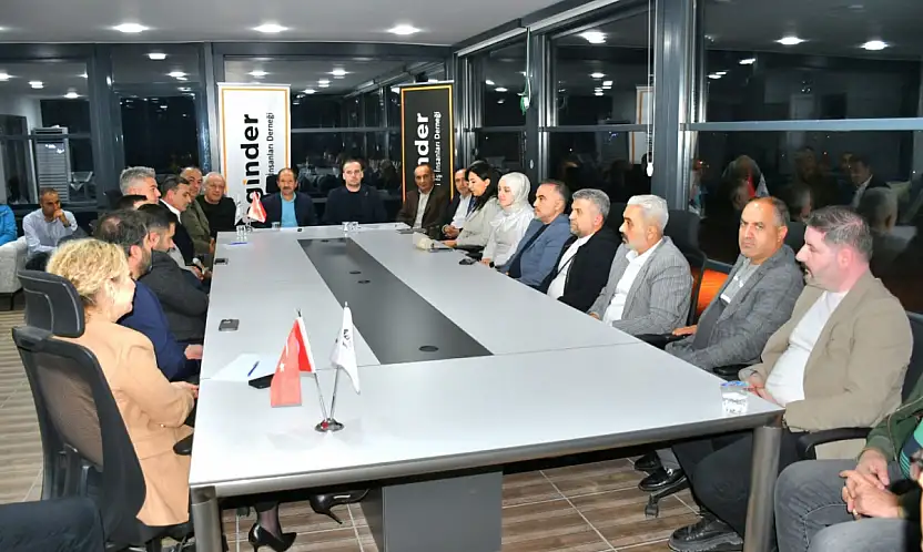 Öz Malatya'ya Hizmet Etmek İçin Siyaset Şart Değil