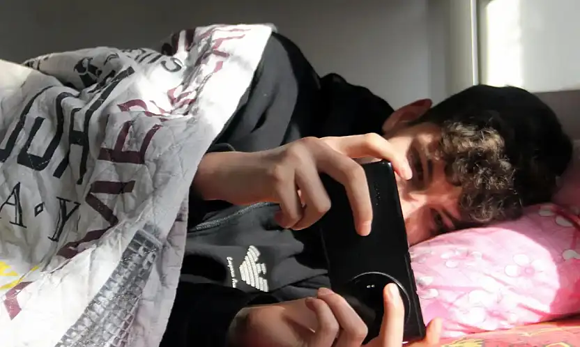 Telefonun Şarjı Azaldığında Beyin Neden Panikler?