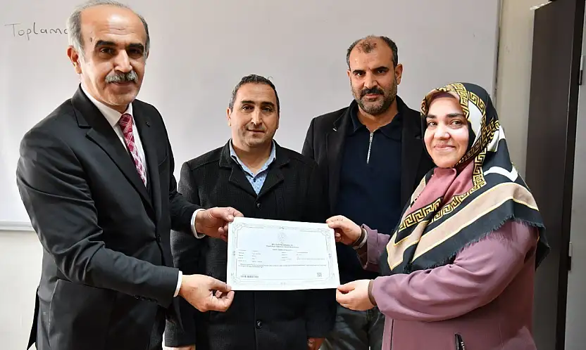 Topsöğüt'te okuma yazma gururu