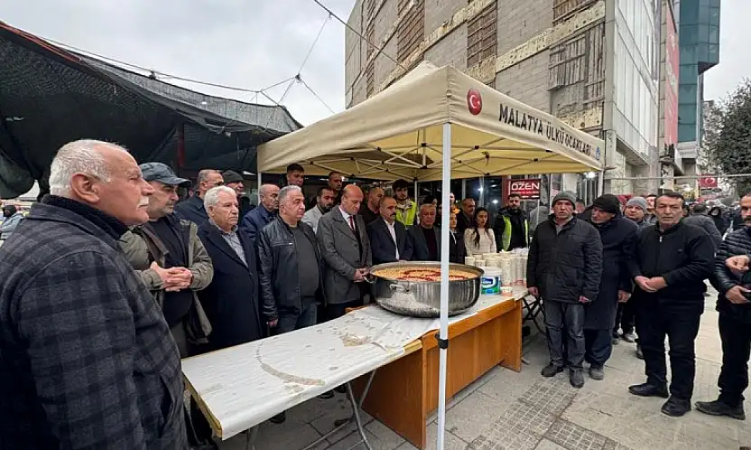 Ülkü Ocakları Malatya İl Başkanlığı 6 Şubat Deprem Şehitleri İçin Anma Programı Düzenledi