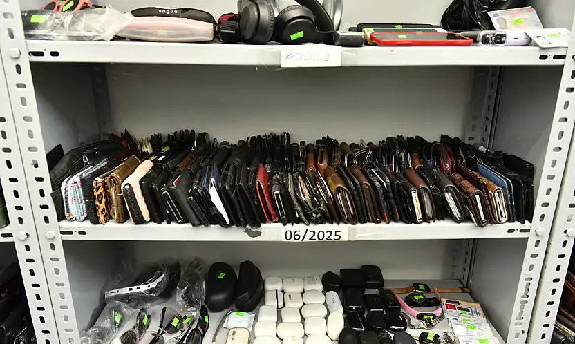 Unutulan Eşyalar Sahiplerini Bekliyor