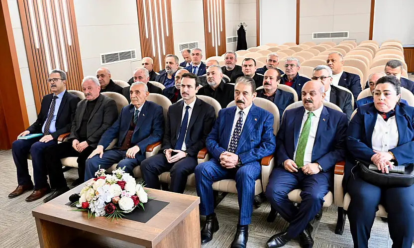 Vali Seddar Yavuz Esnaf Odaları İstişare Toplantısı'na Katıldı