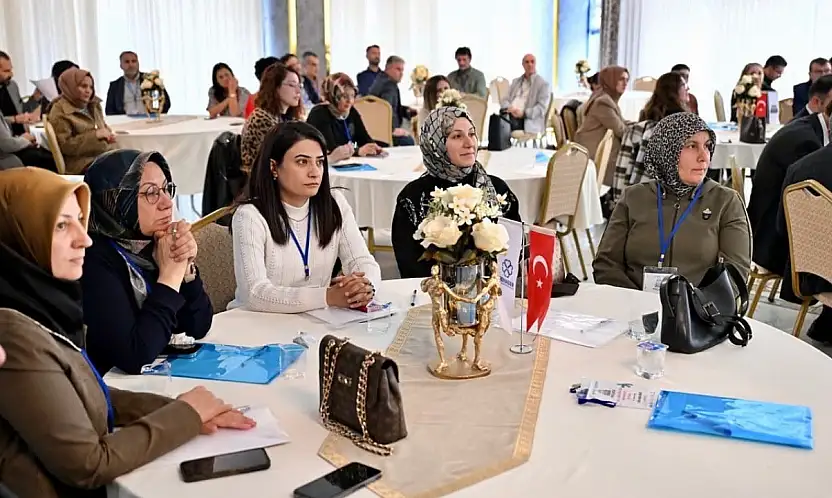 Yeşilyurt Belediyesi 'Aile Mentörlüğü' projesiyle Türkiye'de bir ilke imza attı