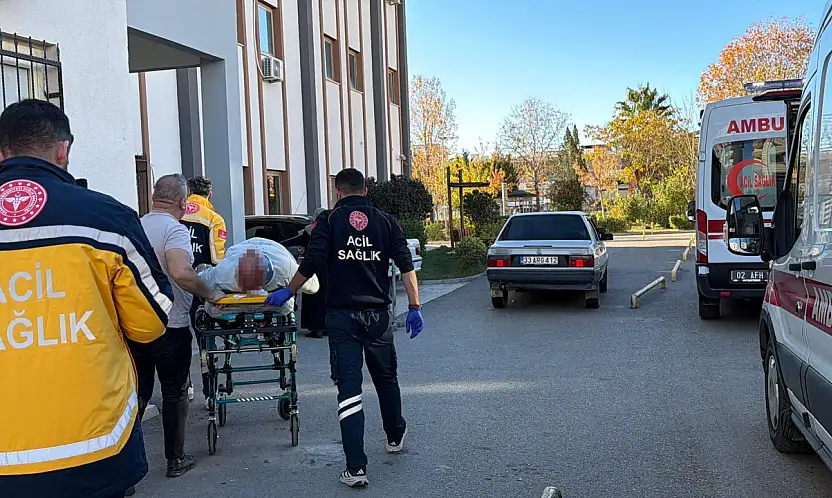 Yolcu minibüsü ile otomobil çarpıştı: 5 yaralı